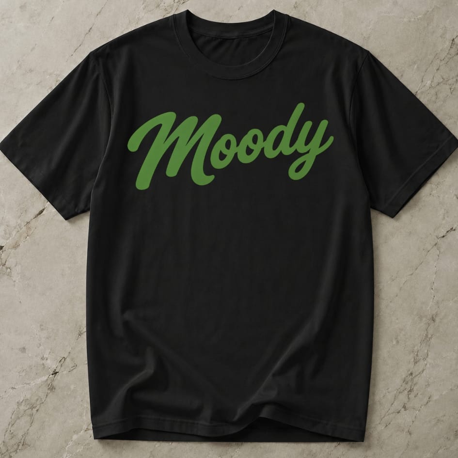 Moody Green Design T-shirt